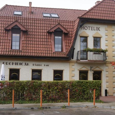 Prohibicja Peter'S Pub Motel Mikołajki Buitenkant foto
